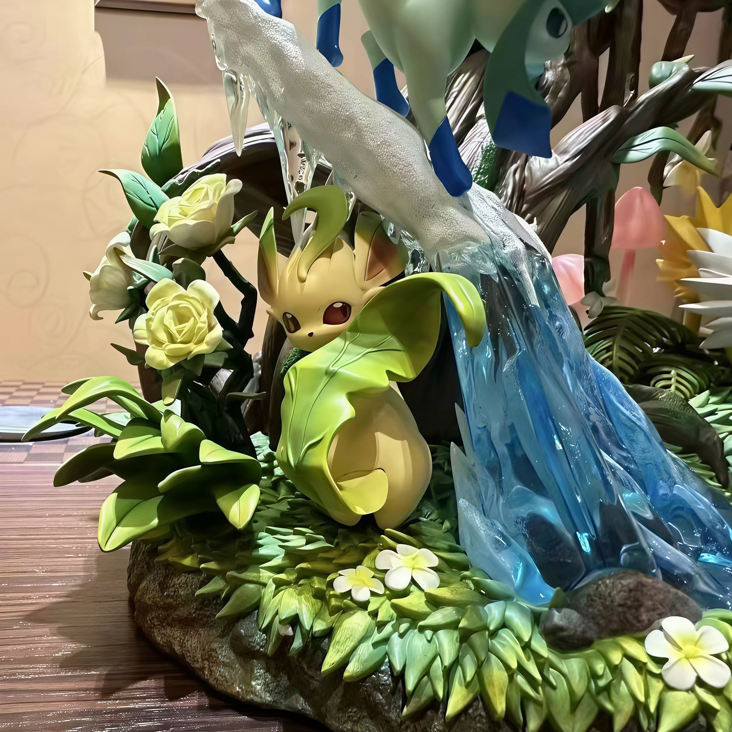 POKÉMON - EEVEELUTIONS STATUE