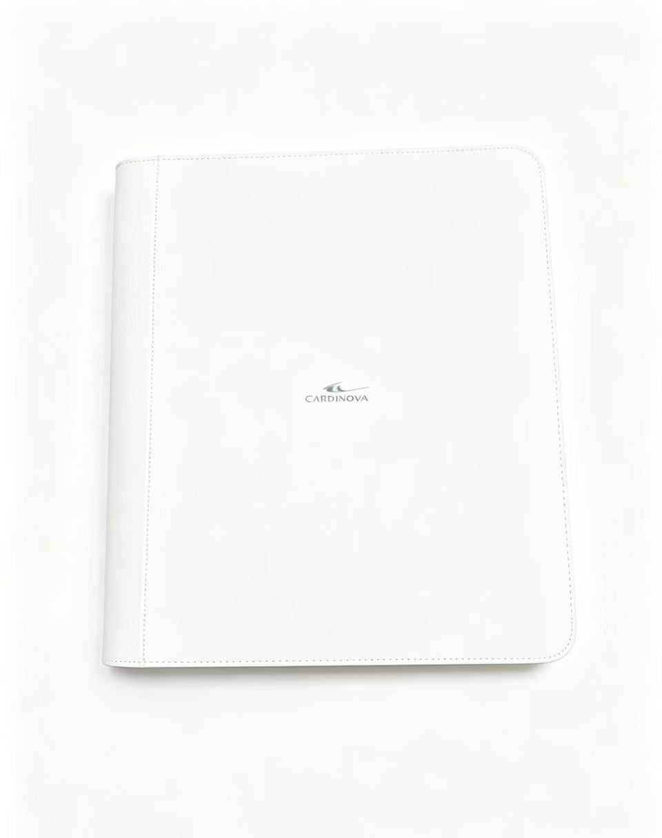 Card Nova Professional Collector’s Series Binder