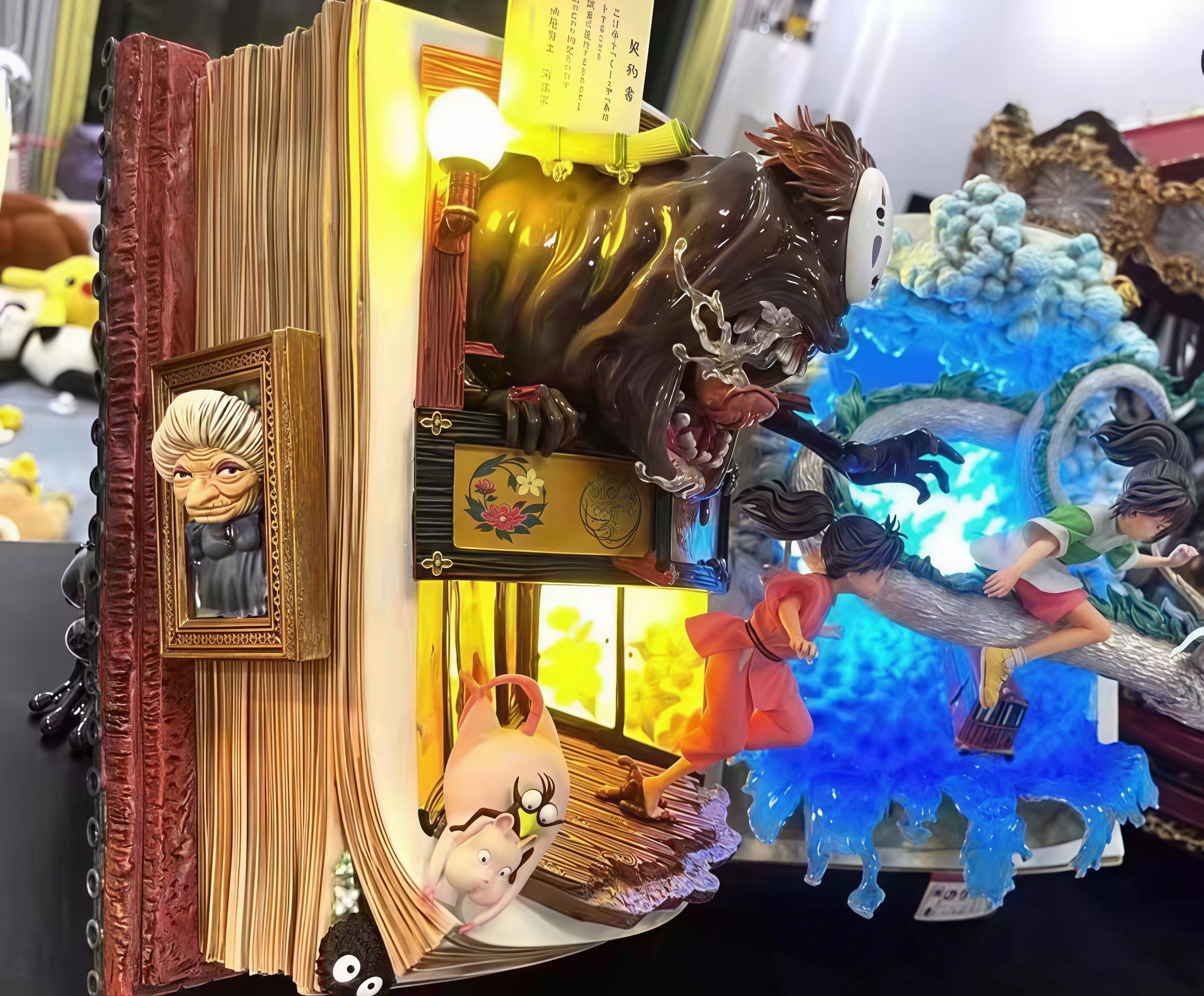 SPIRITED AWAY 3D POP-OUT STORYBOOK GK DIORAMA STATUE