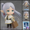 FRIEREN: BEYOND JOURNEY’S END Frieren chibi action figure – 10 cm PVC anime figure with silver hair, elf ears, magical staff, travel case and interchangeable parts.