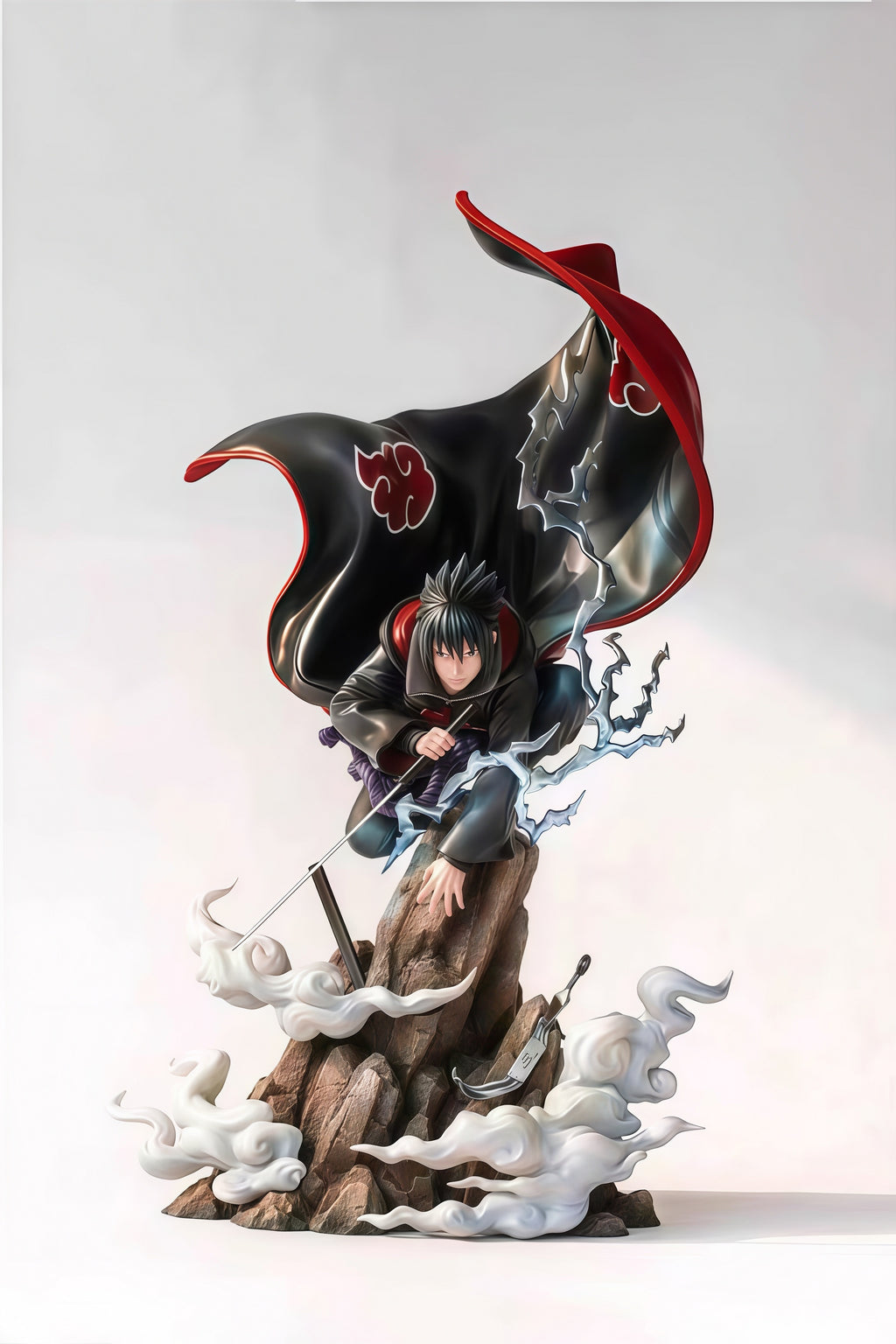 NARUTO Sasuke Uchiha 43 cm GK diorama statue featuring Akatsuki cloak, Kusanagi sword, translucent blue Chidori lightning, rocky mountain base and smoke effects.